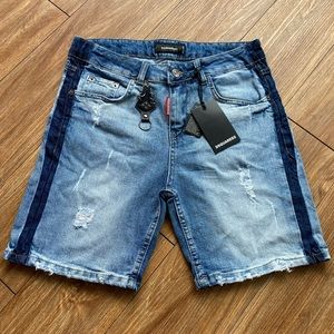 DSQUARED2 denim shorts 💙